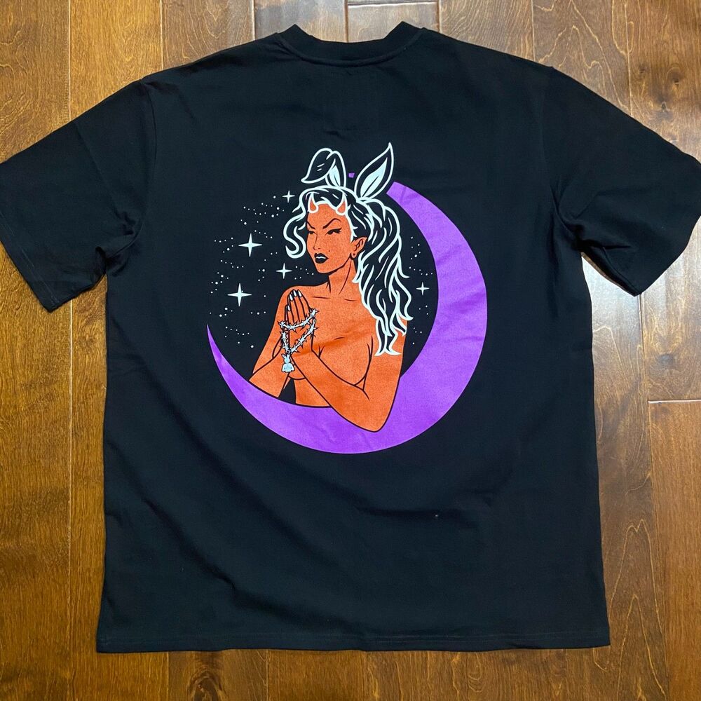 Praying Rabbit Streetwear Goth Mythical Black Red Cotton T-Shirt Men's Size XXL - Picture 4 of 8